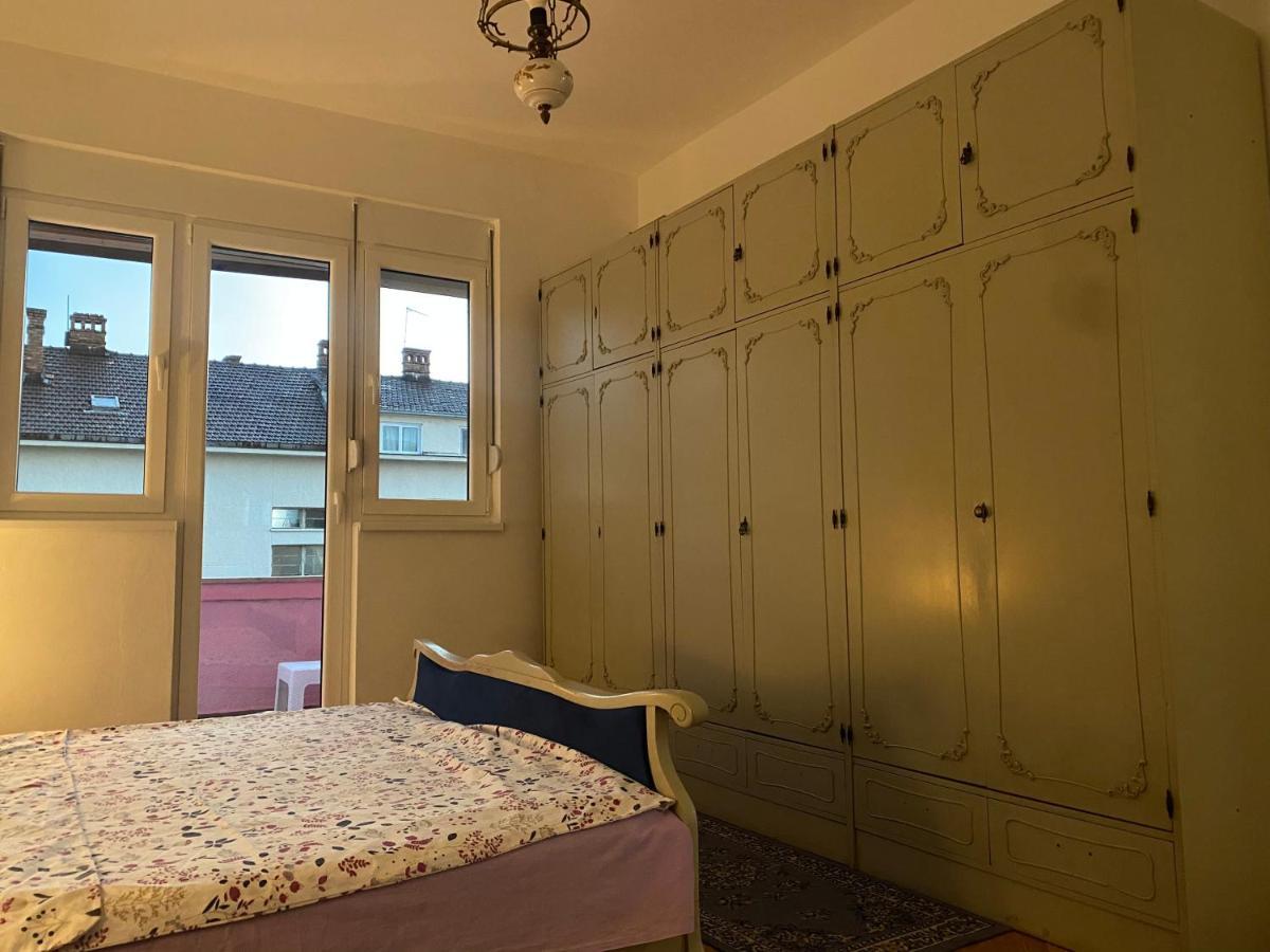Dolce Apartman Podgorica Buitenkant foto